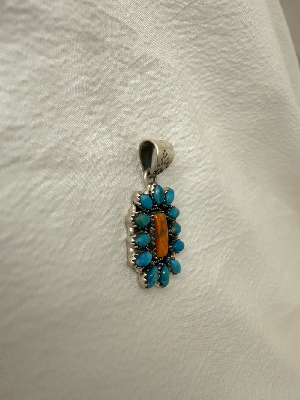 Nizhoni Traders - Kingman Turquoise and Orange Mojave Pendant. NWOT - Picture 4 of 5